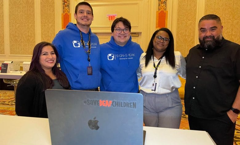 Emprendedora latina revoluciona la comunicación para personas sordas con la aplicación Sign-Speak basada en Inteligencia Artificial 1