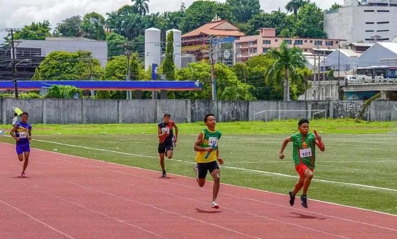 Medallas en el atletismo durante la tercera jornada de los Juegos Juveniles Nacionales 1