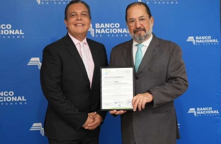 Banconal Alcanza la Certificación 1