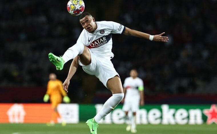 Fichado por Cinco Temporadas por el Real Madrid, Anuncio Oficial 1