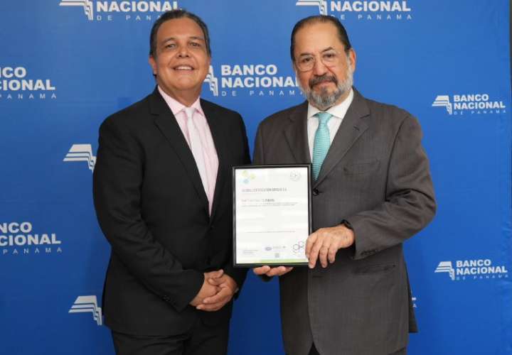 Banconal Alcanza la Certificación 6
